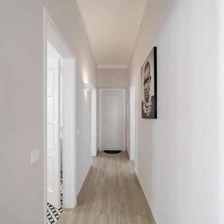 Apartment Spacious Stylish *